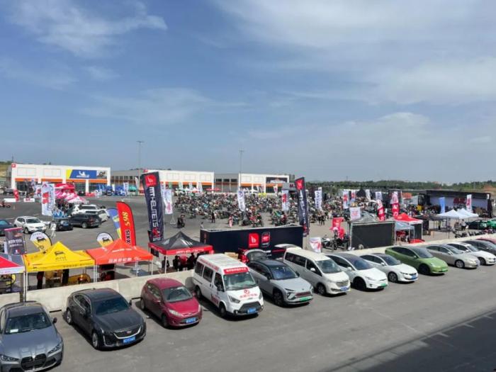 CEF成都站耐力赛推动摩托车文化健康发展，促进