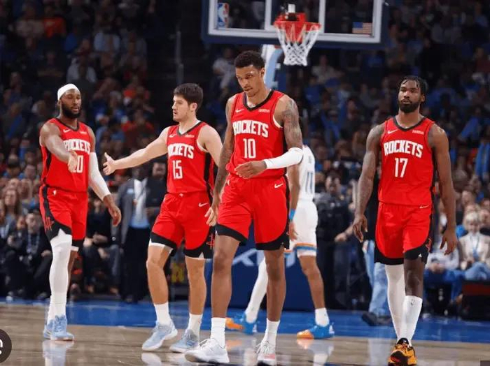 火箭季后赛前景黯淡 前四争夺陷入困境