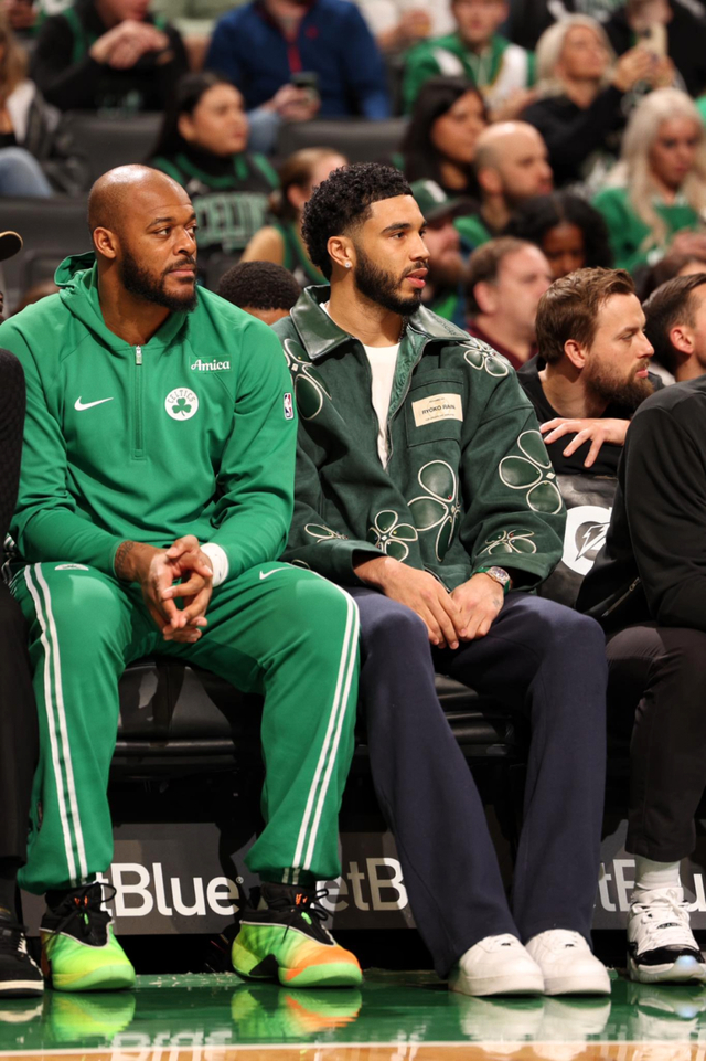 塔图姆298天复出后单核带队两战全胜，展现王者